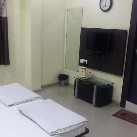 Hotel Muskan Palace Ujjain Luaran gambar