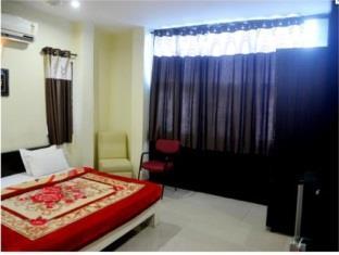 Hotel Muskan Palace Ujjain Luaran gambar